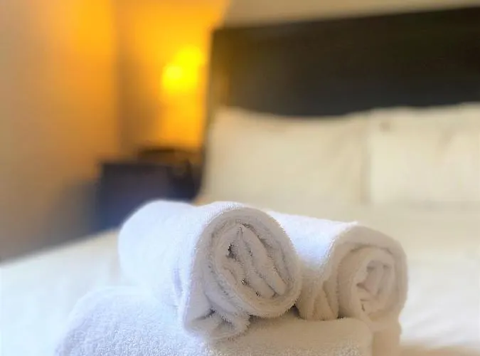 Elegant Georgian Near Clifton Village * 布里斯托